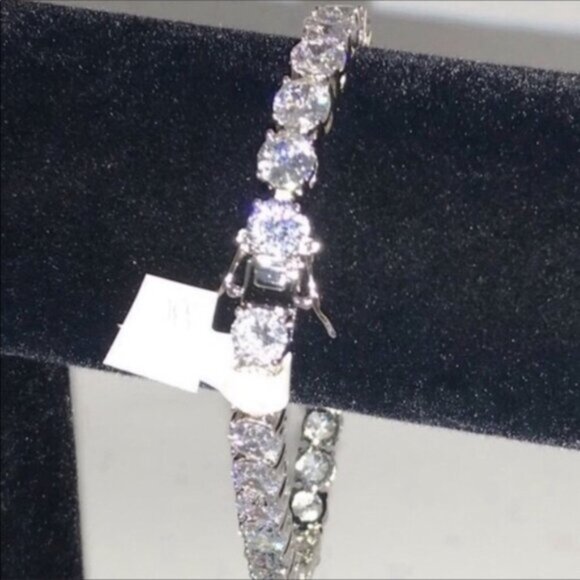 18k 30ct Tennis Bracelet - Picture 10 of 10